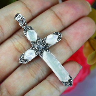 จี้เงินแท้ จี้ไม้กางเขน ประดับ มาร์คาไซท์ (Marcasite) และ เปลือกหอยมุก (Mother of Pearl) (mp002)