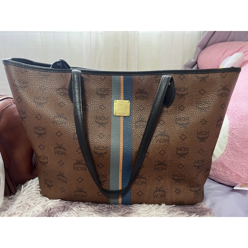กระเป๋าสะพายของแท้MCM