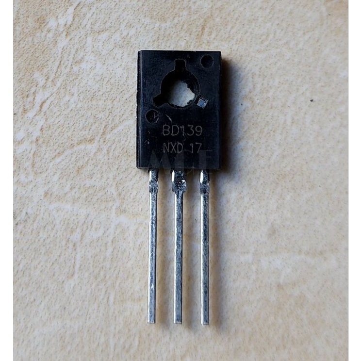 ทรานซิสเตอร์ BD 139*