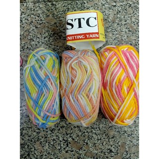 ไหมพรมเส้นใหญ่stcม้วนละ40กรัม28บาท