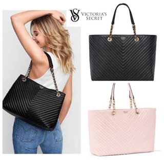 💕Victoria’s Secret Quileted Tote Bag