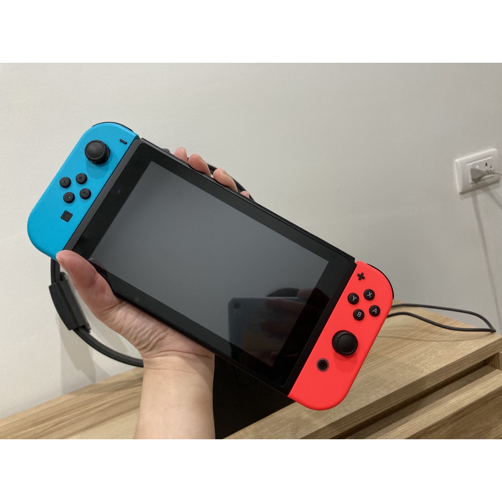 Nintendo Switch (V2) กล่องแดง มือสอง รุ่นแบตอึด peeaeek ThaiPick
