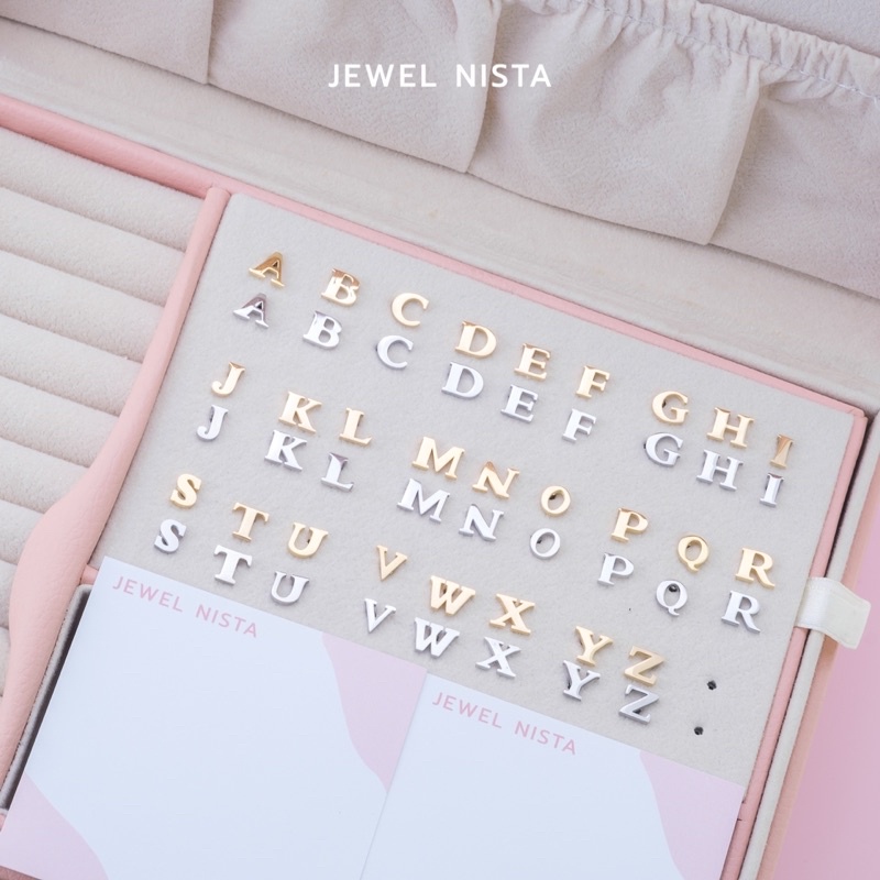letter earrings ต่างหูตัวอักษร (ขายแยกข้าง)