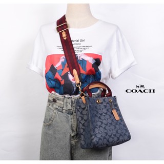 COACH Tote 22 In Signature Chambrayกระเป๋าCoach Factory นำเข้าแท้100%🤩🧡