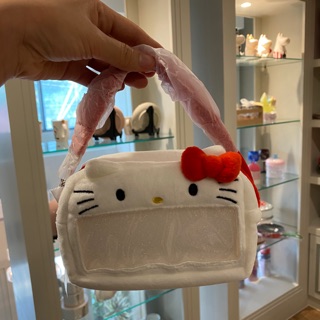 🛍กระเป๋า Hello Kitty ขนนุ่มๆ ด้านหน้าใส น่ารักดีนะคะ จะคล้องแขนหรือจะหิ้วก็สวยค่า