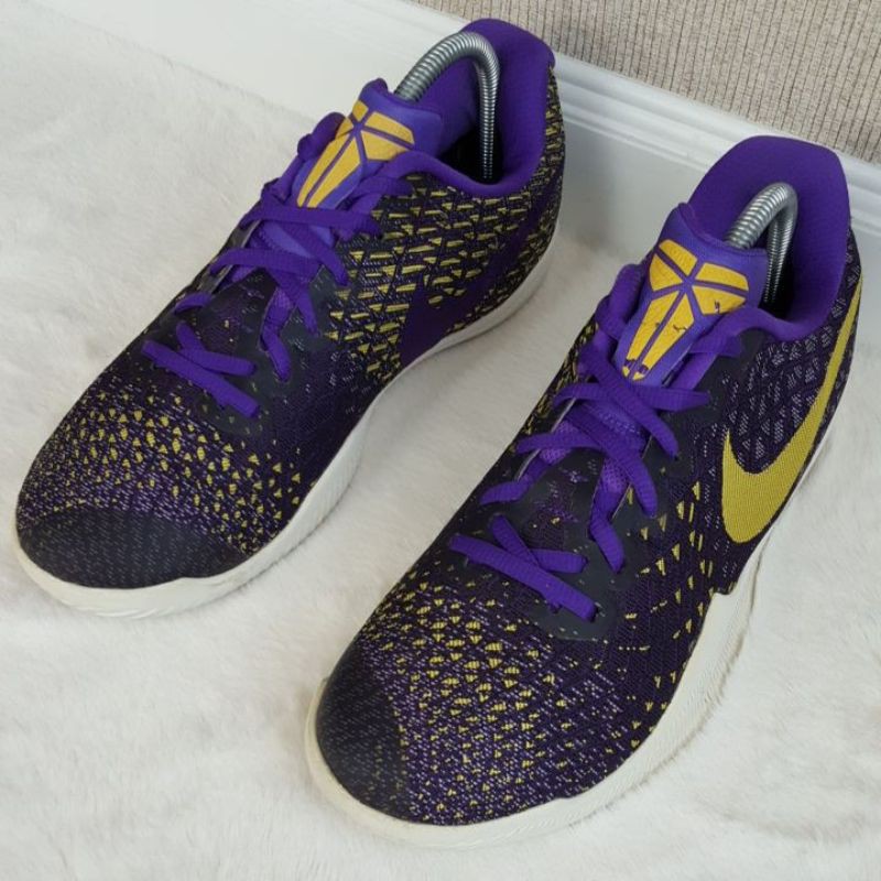 รองเท้ามือสอง Nike Kobe Mamba (Size 43 / 27.5 Cm.)