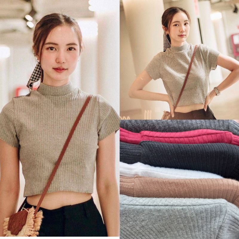 พร้อมส่งANGEL STYLE เสื้อครอปแขนสั้นคอปีน ผ้าร่อง ทรงสวย งานป้าย