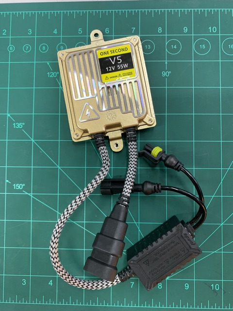ไฟหน้ารถ 55W HID Slim Ballast V5 หนึ่งวินาทีเริ่มต้นสําหรับ H1 H3 H4 H6 H7 H8 H9 H11 หลอดไฟ 1 ชิ้น