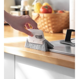 Omocha - Gap cleaning brush ที่ขัดรางประตู ที่ขัดรางหน้าต่าง สก็อตไบร์ทขัดร่อง