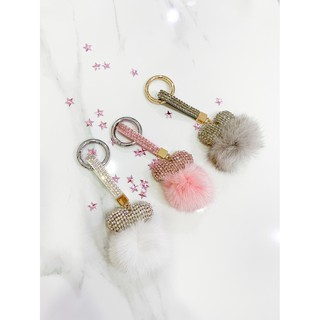 HEART KEY fur by Justcloset - พวงกุญแจ หัวใจ พร้อมปอม ห้อยกระเป๋า