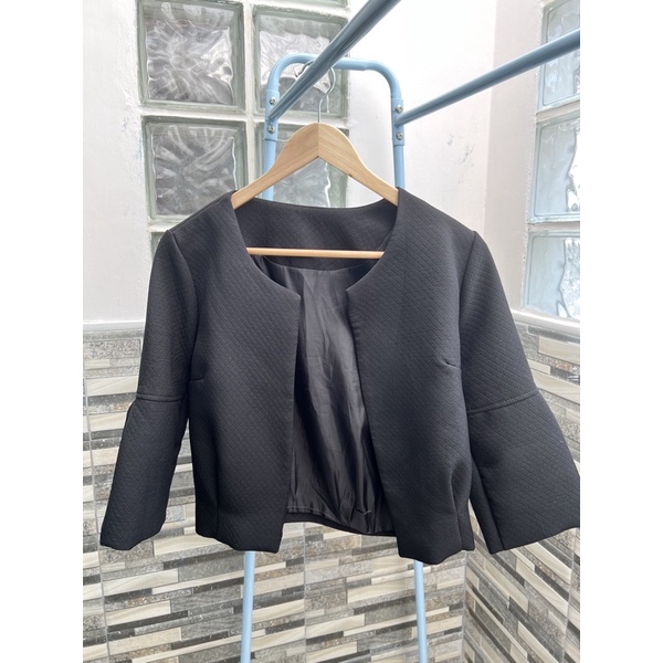 ทักแชทสอบถามก่อน💥 มือสอง freesize เชิ้ต blazer crop pomelo sometingapparels