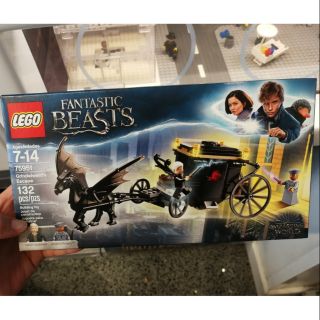 เลโก้ fantastic beasts Grindelwald’s escape 132 ชิ้น lego *กล่องมีตำหนิ