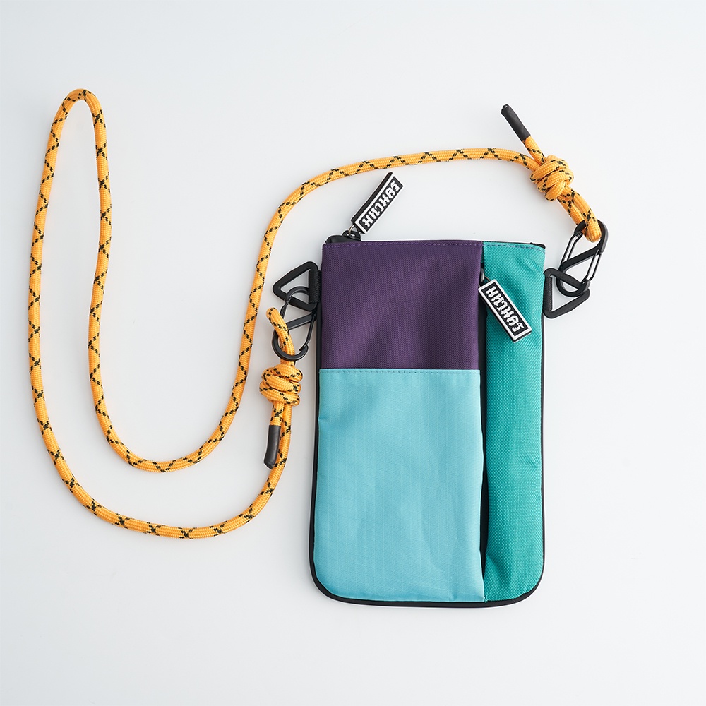 MAHANAKHON COLOR BLOCK THE TETRIS CROSSBODY BAG BLUE