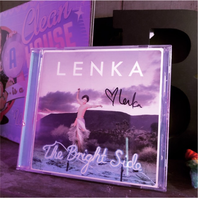 CD พร้อมลายเซ็น Lenka อัลบั้ม The Bright Side