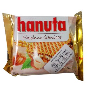 Hanuta Wafers with Hazelnut Cream 44g ราคาสุดคุ้ม ซื้อ1แถม1 Hanuta Wafers with Hazelnut Cream 44g ราคาสุดคุ้มซื้อ 1 แถม