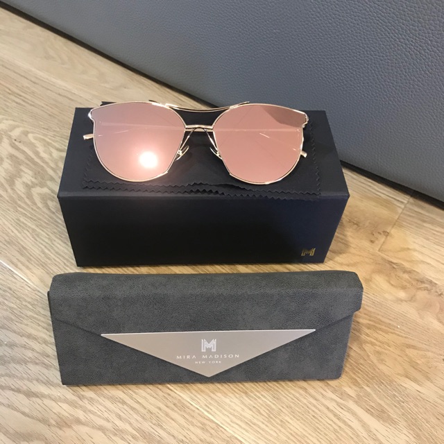แว่นตากันแดด MIRA MADISON มือสอง