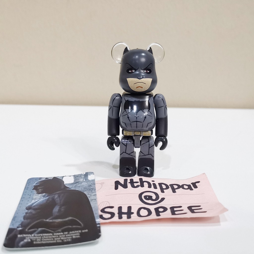 +++ ขาย Bearbrick Be@rbrick Kubrick 100% Series 31 Hero Batman จาก Batman vs Superman สภาพดี ของแท้ 