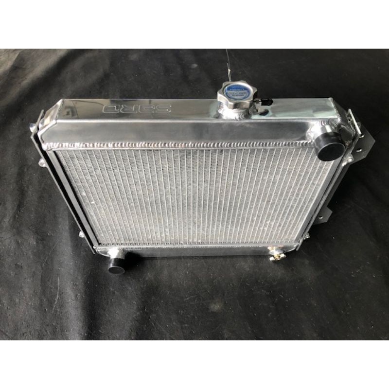 หม้อน้ําแข่ง Toyota Ke70 Sard