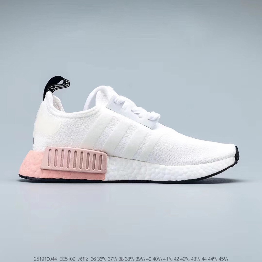 Nmd กับ hotsell pure boost