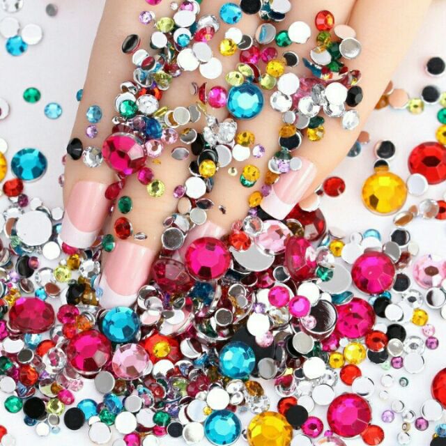 800!!!เม็ดจ้า โปร 3 แถม 1 จ้าพร้อมส่งมากมายเพชรติดเล็บก้นแบน คละสีคละขนาด  800 เม็ด