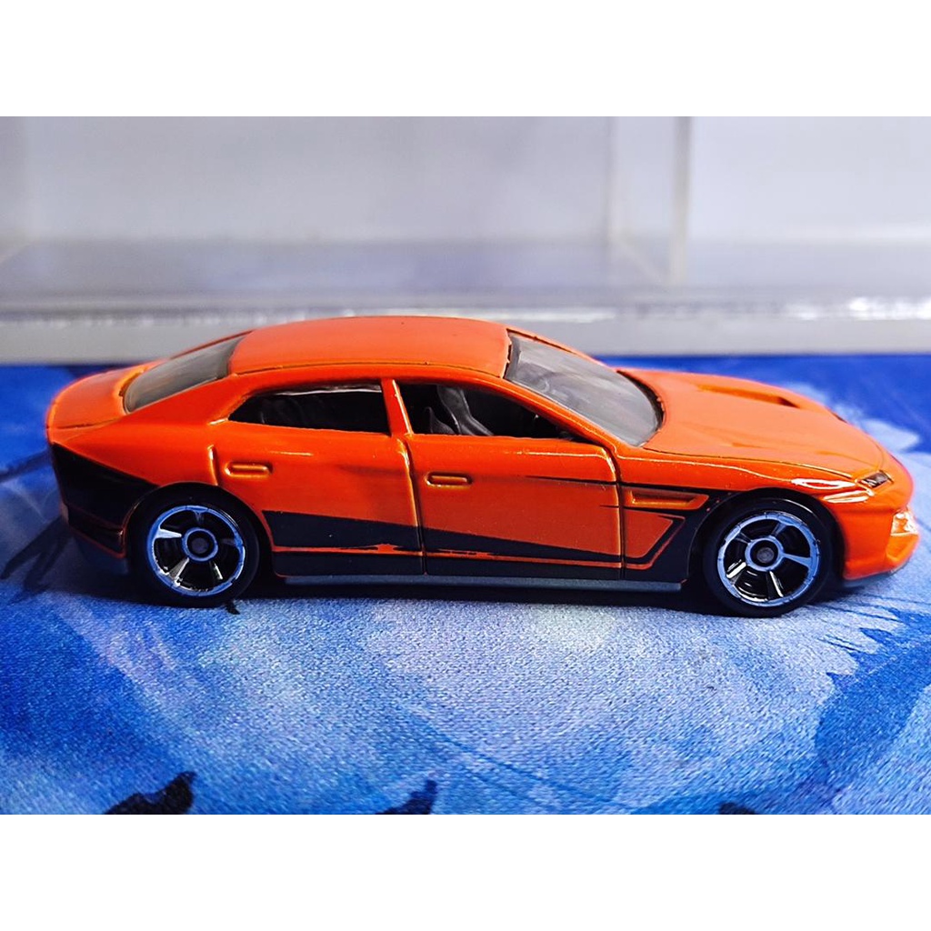 ล-03 [หลวม]	BA3823-HOTWHEELS LAMBORGHINI ESTOQUE-2012 KMART EXCLUSIVE	L235