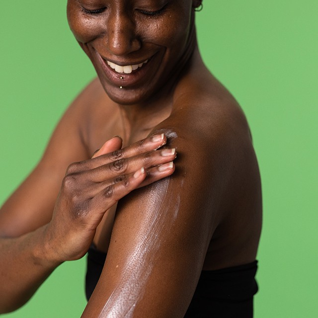 LUSH LIME BOUNTY BODY BUTTER โลชั่นบำรุงผิวกาย บอดี้ บัตเตอร์ ส่วนผสม น้ำมันมะพร้าว เชียร์บัตเตอร์ - รูปที่ 3