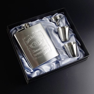 เซ็ต ขวดเครื่องดื่ม สแตนเลส jack danies 8 OZ และแก้วแบบพกพา 2 ใบ