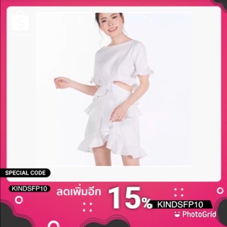 ส่งต่อมือ 2 Ruffle Dress in white จากร้าน Janesorayaofficial ราคา 1250 จาก ราคา 2390 (รวมส่ง ems)