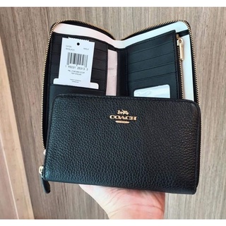 พร้อมส่ง แท้ 🇺🇸💯% New กระเป๋าสตางค์ ใบกลาง MEDIUM ID ZIP WALLET (COACH C4124) IM/BLACK