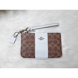 COACH F32445  Small Wristlet Signature Canvas