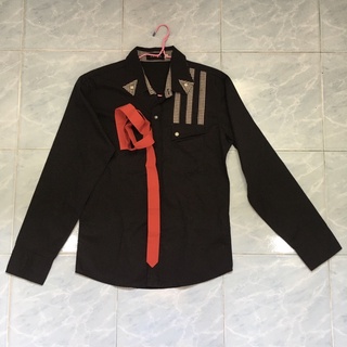 เสื้อลดราคา เริ่มต้นตัวละ 99 บาท