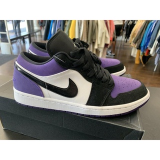 【ลดราคา】ใหม่ Air Jordan 1 Retro Low Court Purple Black White AJ1 รองเท้าบาสเก็ตบอล 2022 553558-125