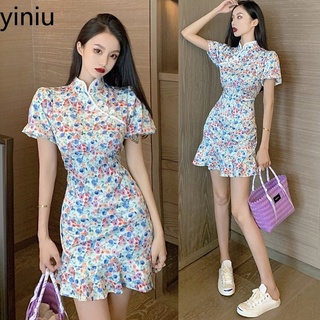 Cheongsam ชุดเดรสสําหรับสตรีเซ็กซี่แขนสั้นทรงสลิมฟิตลายดอกไม้ Fishtail Bodycon