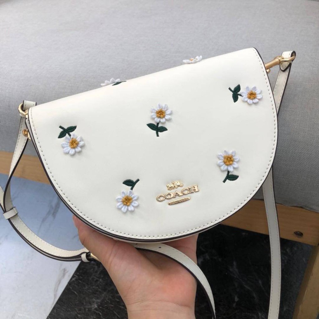 coach ellen crossbody with daisy