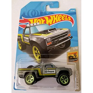 Hot Wheels 2019 BAJA Blazers No.64 - 87 Dodge D100