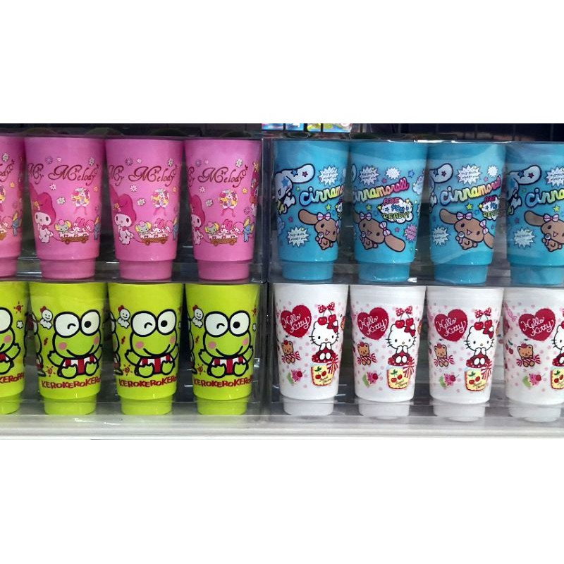 แก้ว​ Sanrio​ แพคละ​ 4​ ใบลายน่ารักๆ