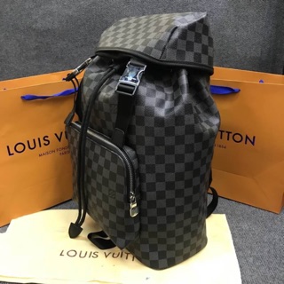 กระเป๋าเป้LOUIS VUITTON สินค้าเกรดHIEND งาน1:1 เอกสารครบ สลับแท้แยกไม่ออก