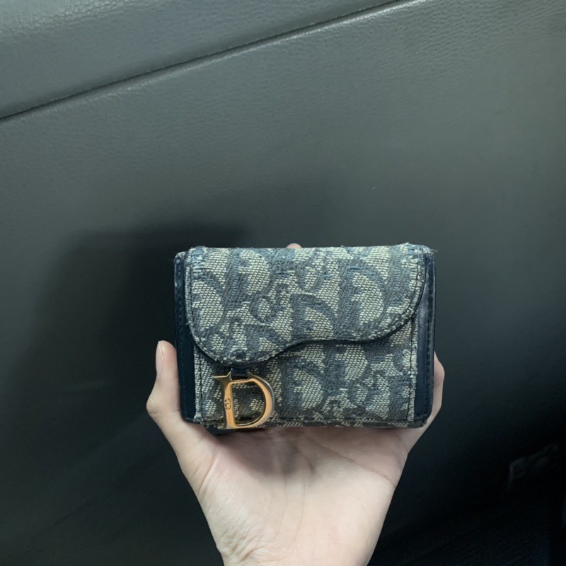‼️Sale‼️ กระเป๋าสตางค์ Dior 3 พับของแท้มือสอง