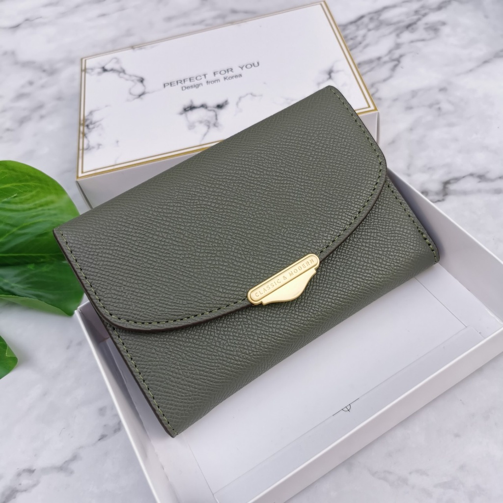 กระเป๋าสตางค์ผู้หญิงแบรนด์แท้ Modern Classic 100% พร้อมกล่อง  บางๆ ไซส์กลาง มีช่องซิป และช่องใส่บัตร งานสวย ราคา ถูกที่สุด ดีลบีเคเค แกลเลอรีภาพที่ 4
