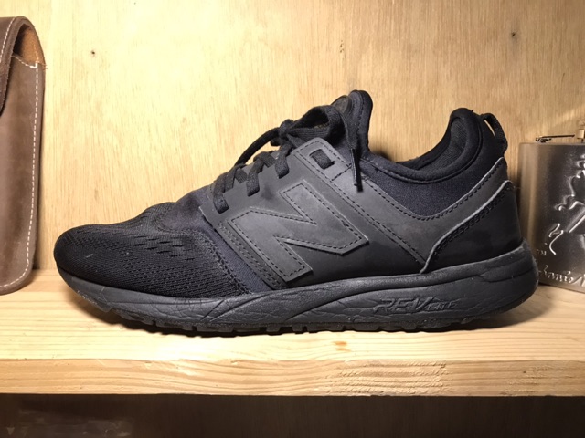 new balance all black 247