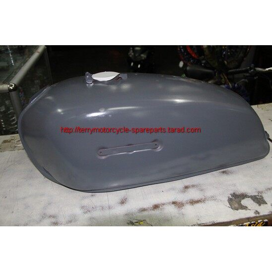 ถังน้ำมัน Yamaha RX100 RX125 Fuel tank สีพื้นเทา นำไปส่งทำสีที่ต้องการต่อได้ไม่ยาก สินค้าใหม่ Firstmotorshop ปลายทางได้