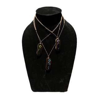 VGH SANDLES NECKLACE