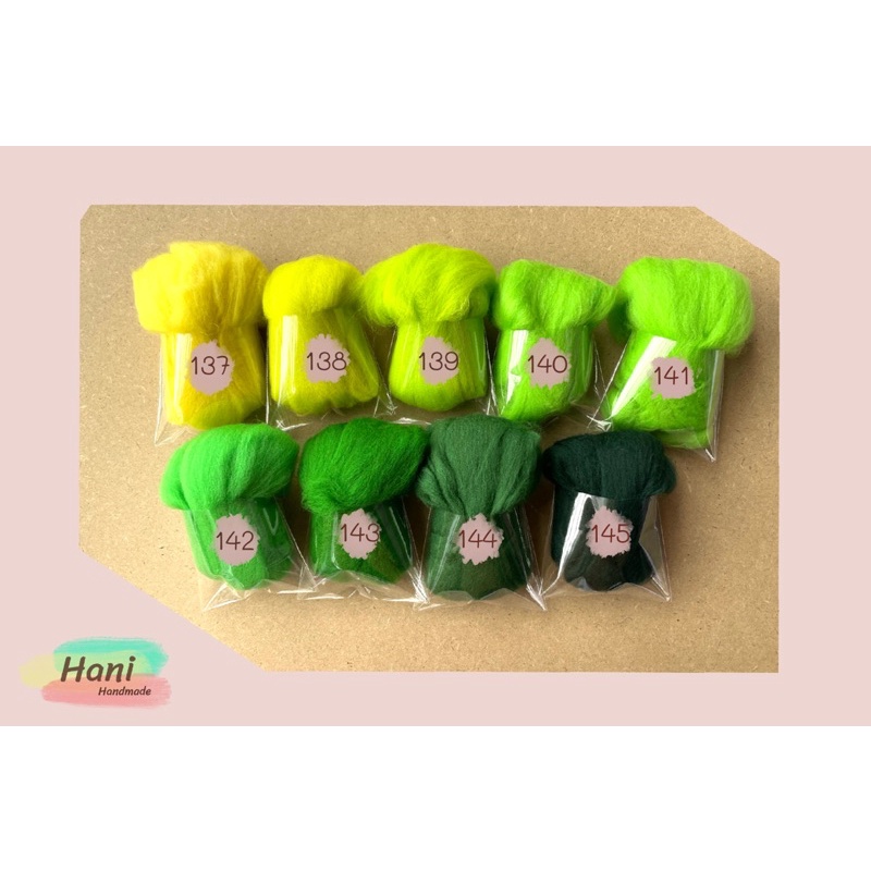 ใยขนแกะขนาด 10 กรัม เซต 1 พร้อมส่ง สีใหม่มาแล้วนะคะ 😊😊