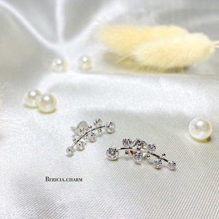 Swarovski ต่างหูขนาด 2ซม. ฝังสวาราฟกี้ ชุบโรเดียม ดีไซน์คล้ายใบไม้ สไตล์มินิมอล