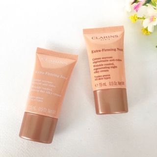 ส่งฟรี Clarins Extra Firming Day &amp; Night (15+15ml)  ครีมบำรุงผิวสูตรกลางวันและกลางคืนที่ช่วยดูแลริ้วรอยและกระชับผิว