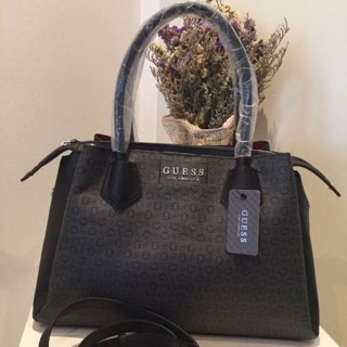 💯 GUESS SHELDON HANDBAG 🍭