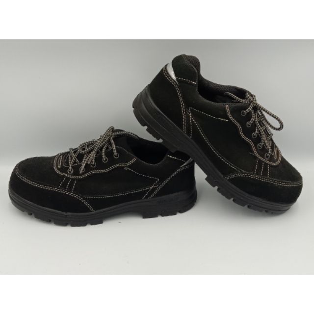 Safety Shoes  รองเท้าเซฟตี้หัวเหล็ก หนังกลับสีดำ PANGOLIN
