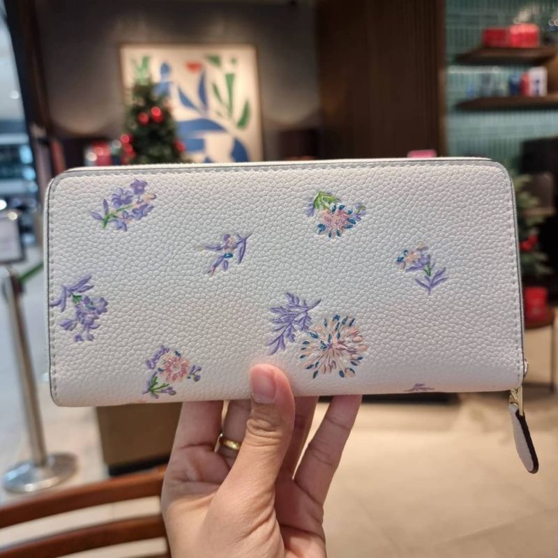 กระเป๋าสตางค์ ใบยาว Coach แท้💯 ลายดอกไม้ ม่วง ขาว ผู้หญิง กระเป๋าเงิน น่ารัก ของขวัญ