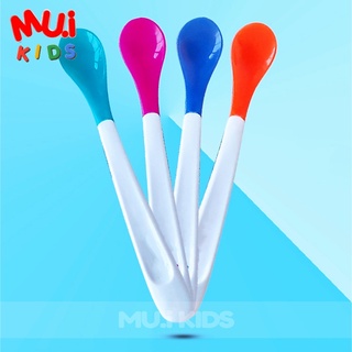 muikid (2 ชิ้น)ช้อนป้อนอาหารเด็ก เปลี่ยนสีได้ ปลอดสาร BPA แบบนิ่ม งอได้