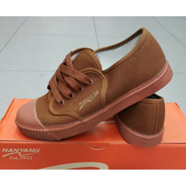 รองเท้านันยาง สีน้ำตาล Nanyang รองเท้านักเรียนชาย
